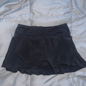 Lululemon run pace setter skirt - size 4